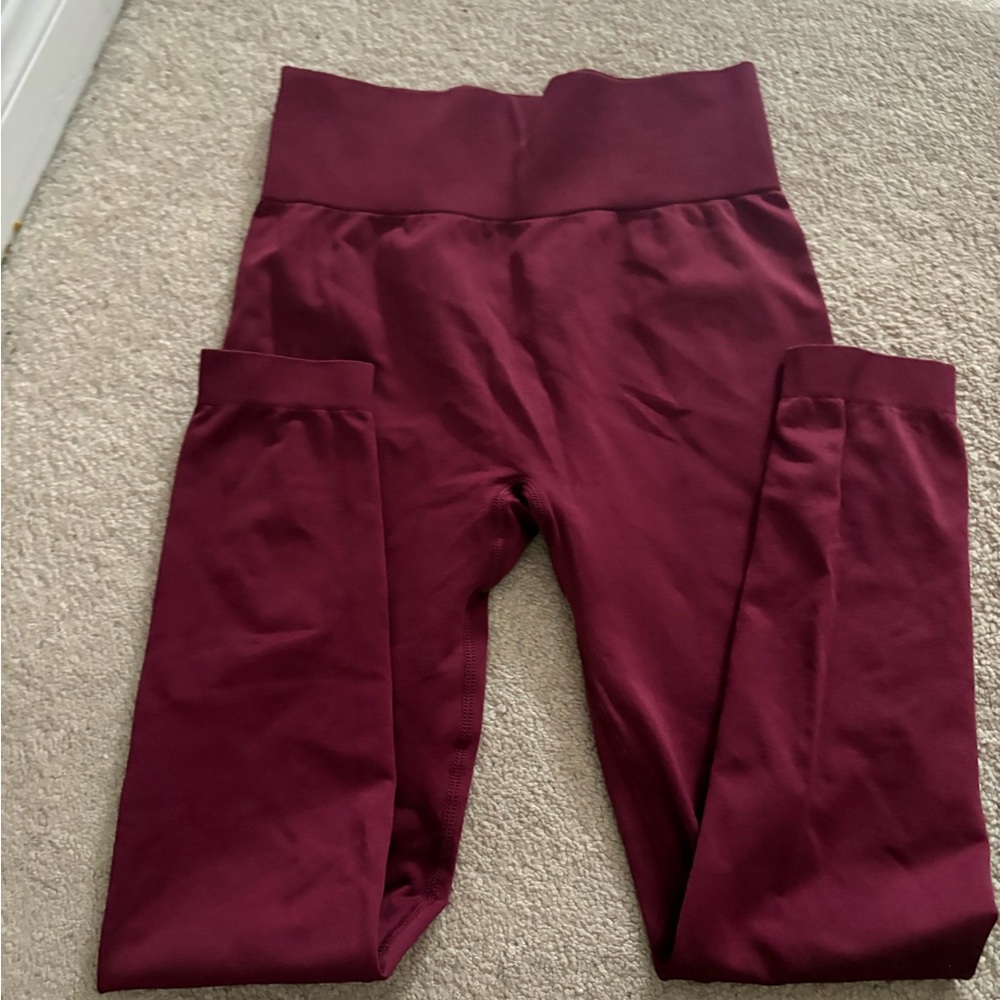 Women's Burgundy High-Waisted Leggings